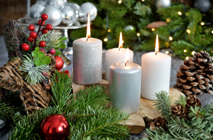 Adventná sviečka 4-pack zlatá 